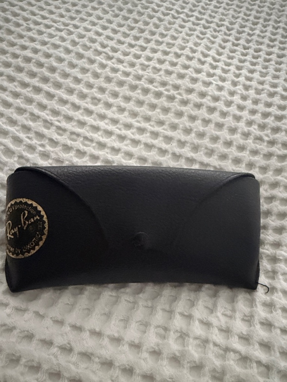 Ray-Ban Black Frame Sunglasses - Picture 2 of 6
